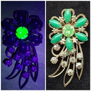 Uranium Glass Shooting Star Vintage Brooch